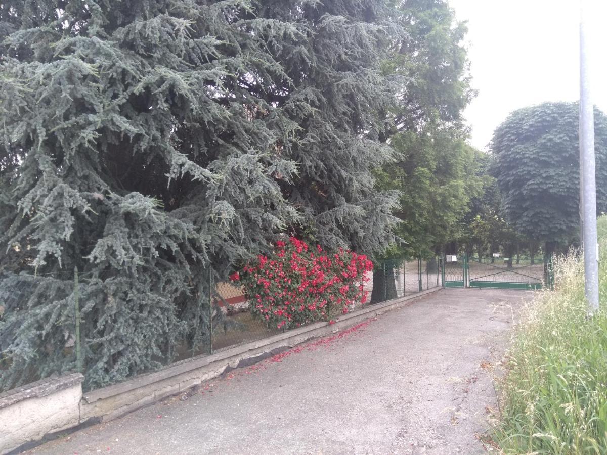 Villa Lilli 2 Ferrara Exterior foto
