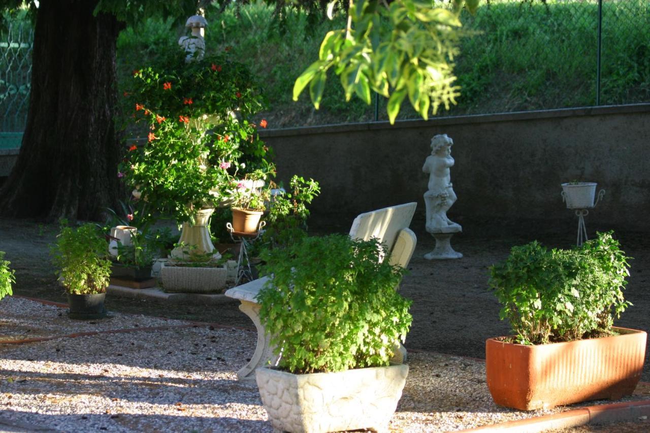 Villa Lilli 2 Ferrara Exterior foto